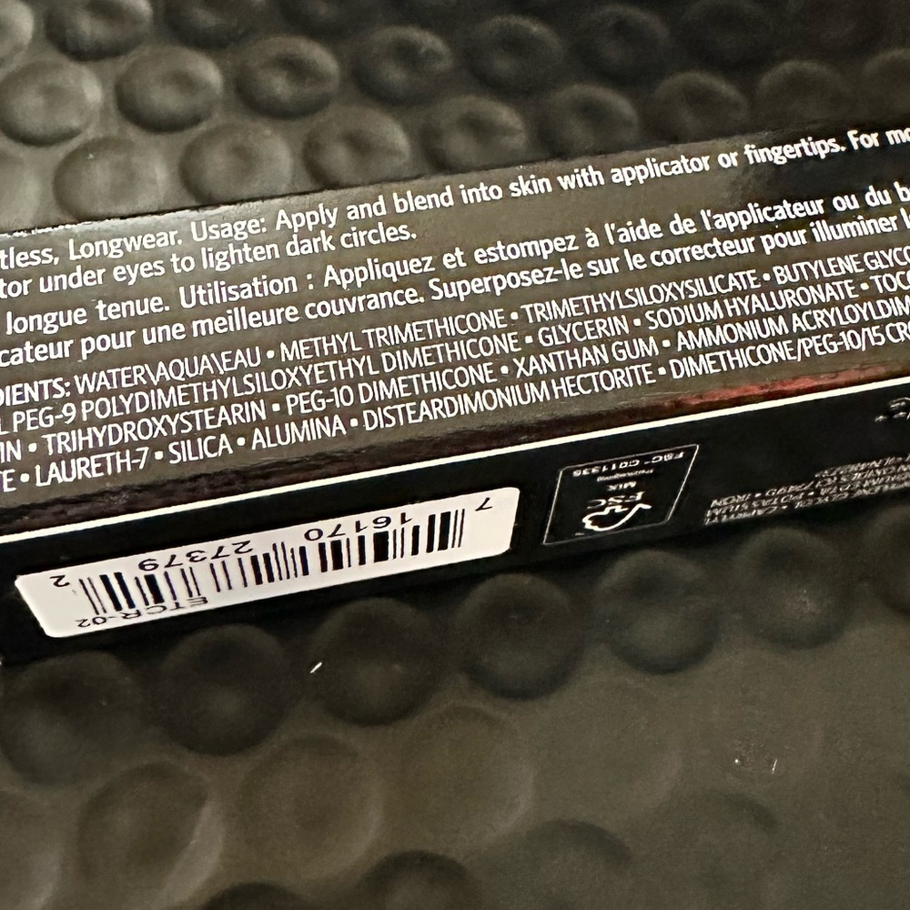 Bobbi Brown Skin Full Cover Concealer .27 fl. oz. LIQ/8 ml - IVORY - Picture 7 of 7